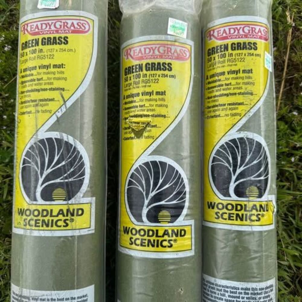 Woodland Scenics 50"x 100" ReadyGrass "Green" Vinyl Mat lot of 3 NEW